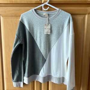 Mainstream Boutique Hem & Thread Top